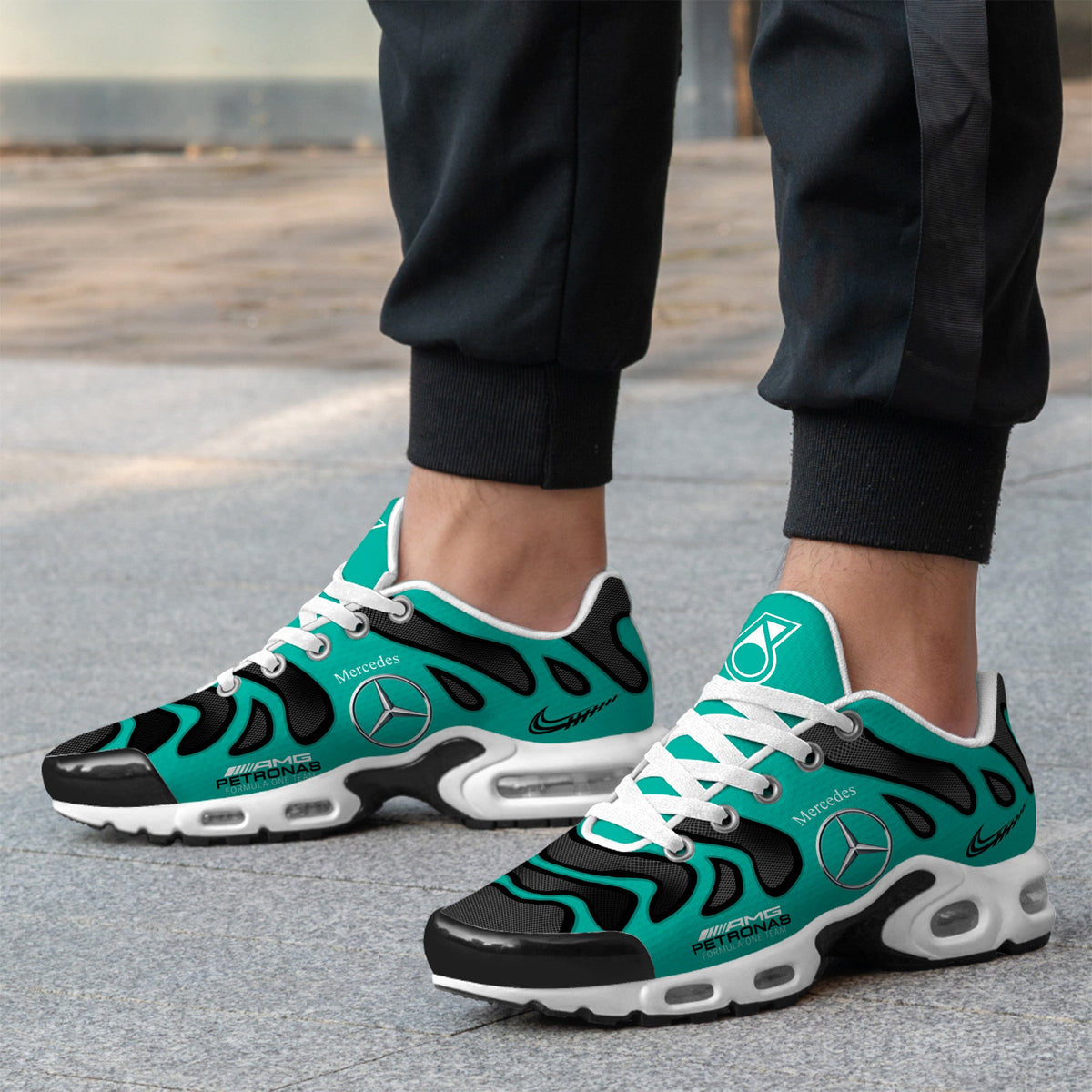 Merc AMG Petronas Sport Air Cushion Sneaker V4